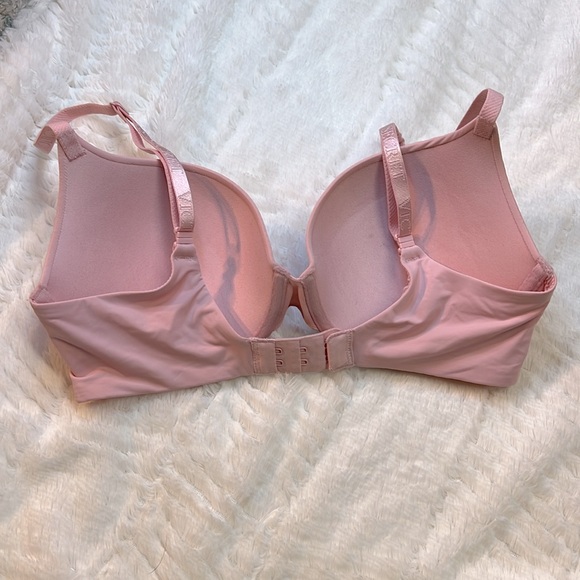 Victoria’s Secret Pink Push-up Bra in Size 32D. EUC. Underwire and Padded - Picture 3 of 5